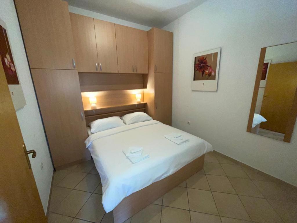 Apartmani Krajnovic Fažana Exterior foto